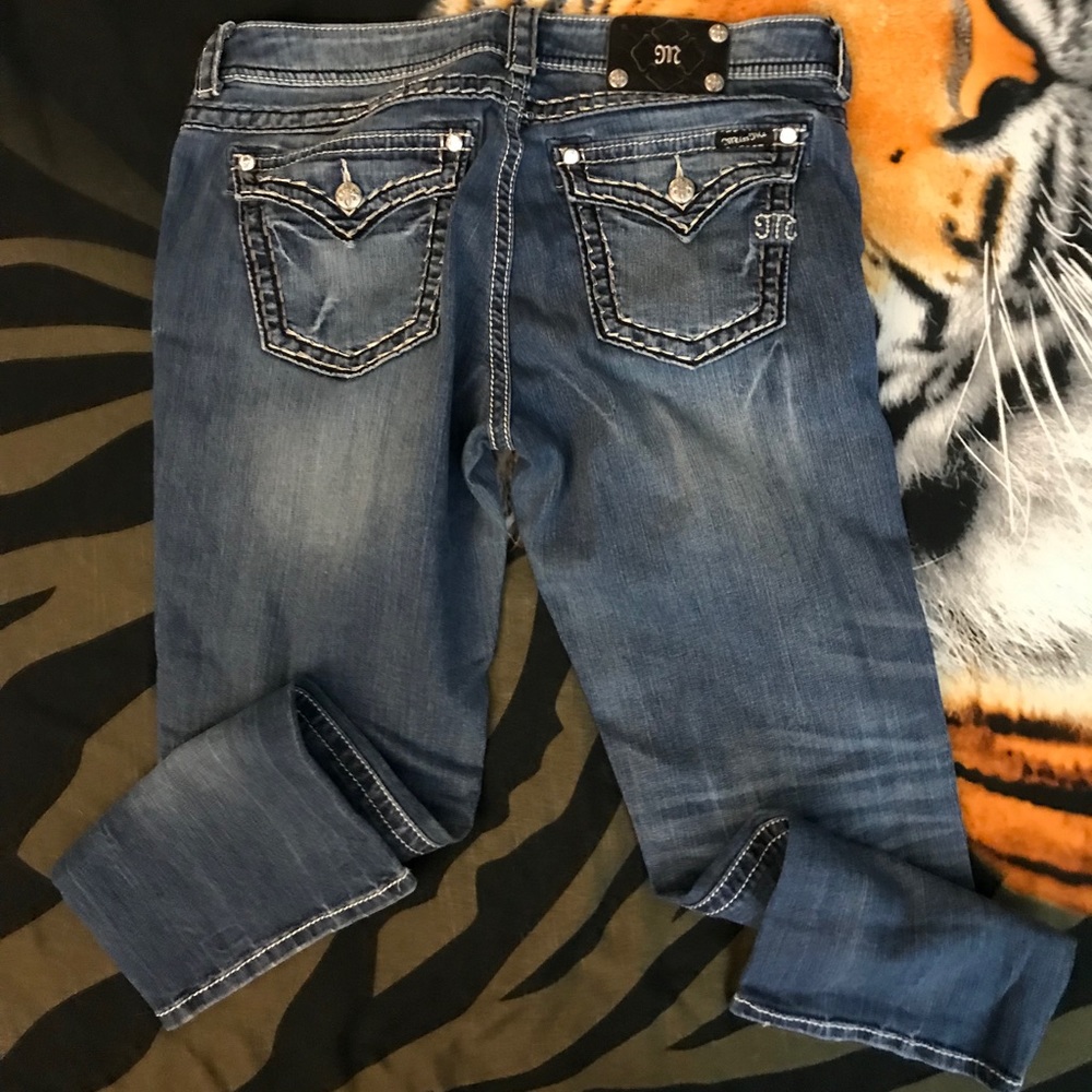 Miss Me Boyfriend Capri Pants